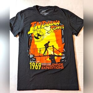 Men's Indiana Jones T-Shirt Size Small 34/36
